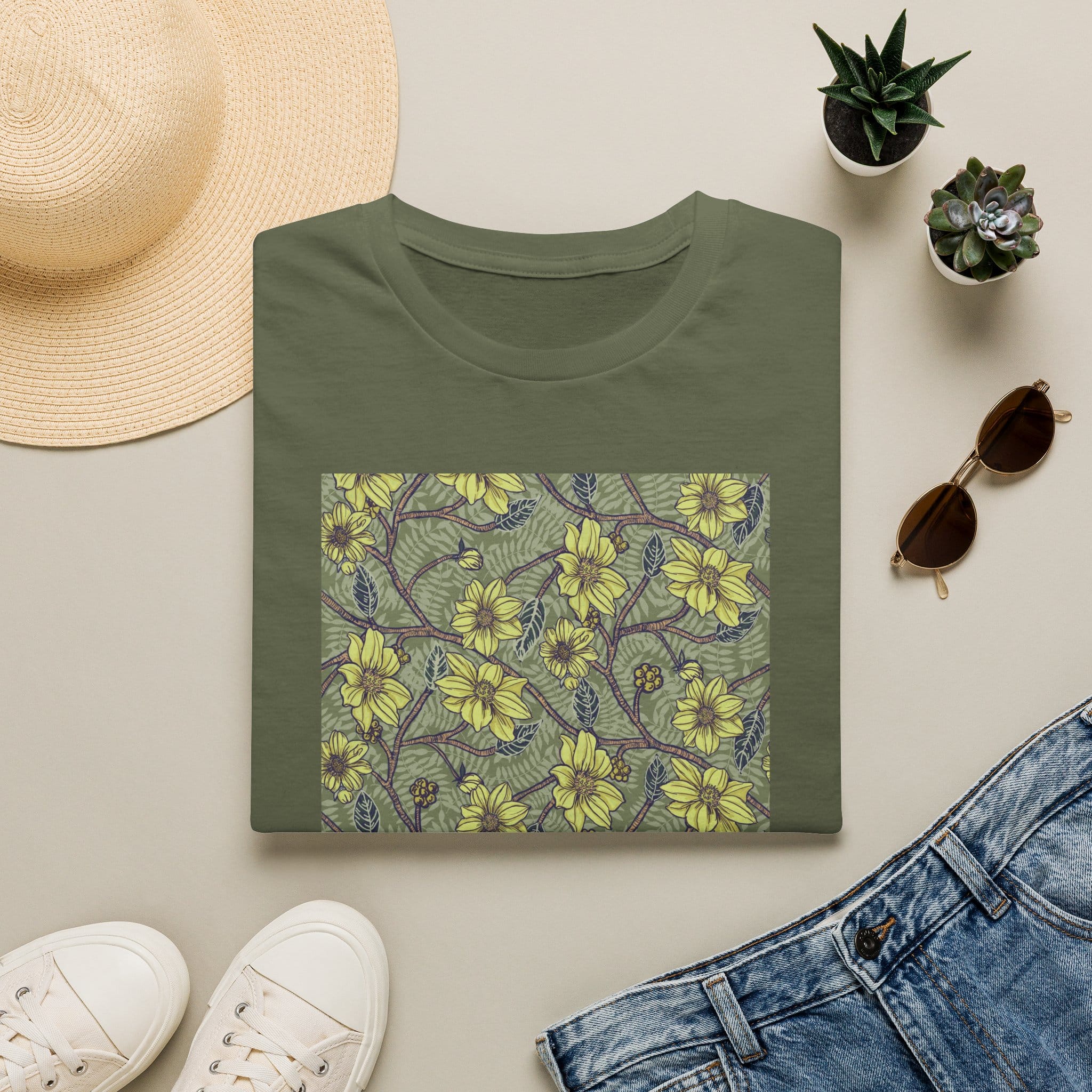 Floral Hibiscus Pattern T-Shirt — Vintage Tropical Flower Tee