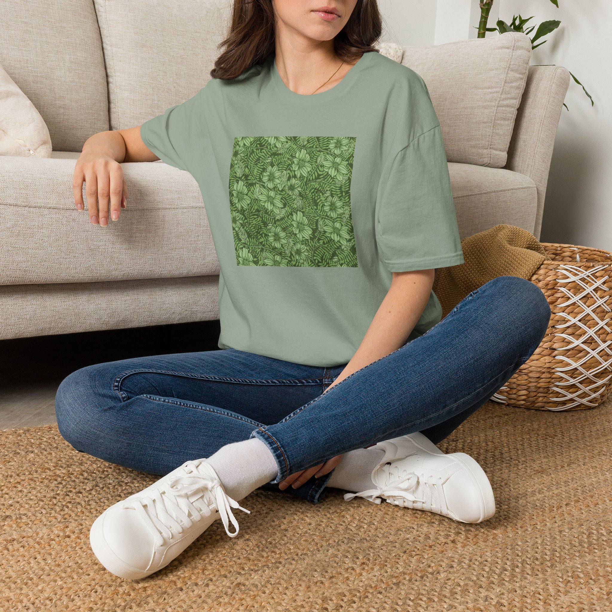 Floral Hibiscus Pattern T-Shirt — Vintage Tropical Flower Tee